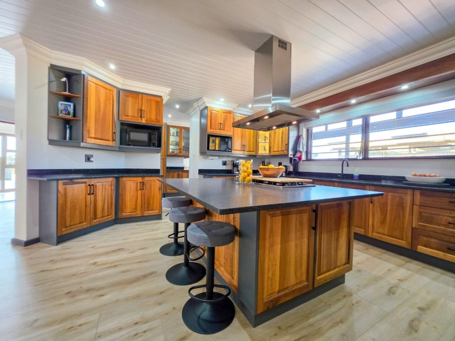 3 Bedroom Property for Sale in Stilbaai Wes Western Cape